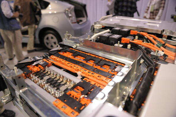 Dump lithium batteries, sodium ones best: CNR Rao