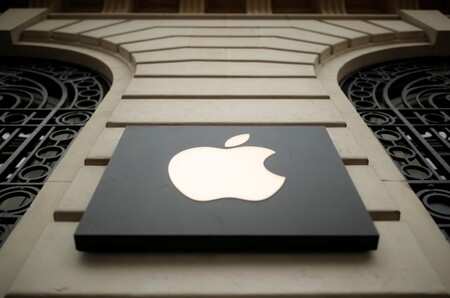 The logo of Apple company is seen outside an Apple store in Paris, France, April 10, 2019. REUTERS/Christian Hartmann