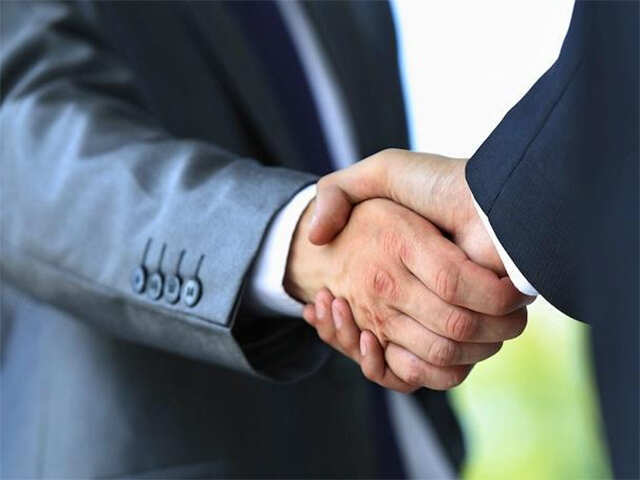 Subir Chowdhury to replace Vipin Sondhi as JCB India CEO