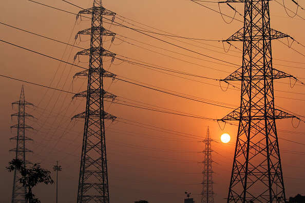 Bengaluru: Cables land on live wires, damage gadgets in more than 100 houses in Ulsoor