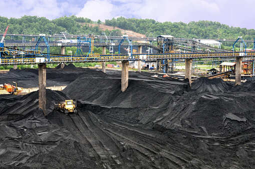 Mining leases expire in 2020, govt looks to avert crisis