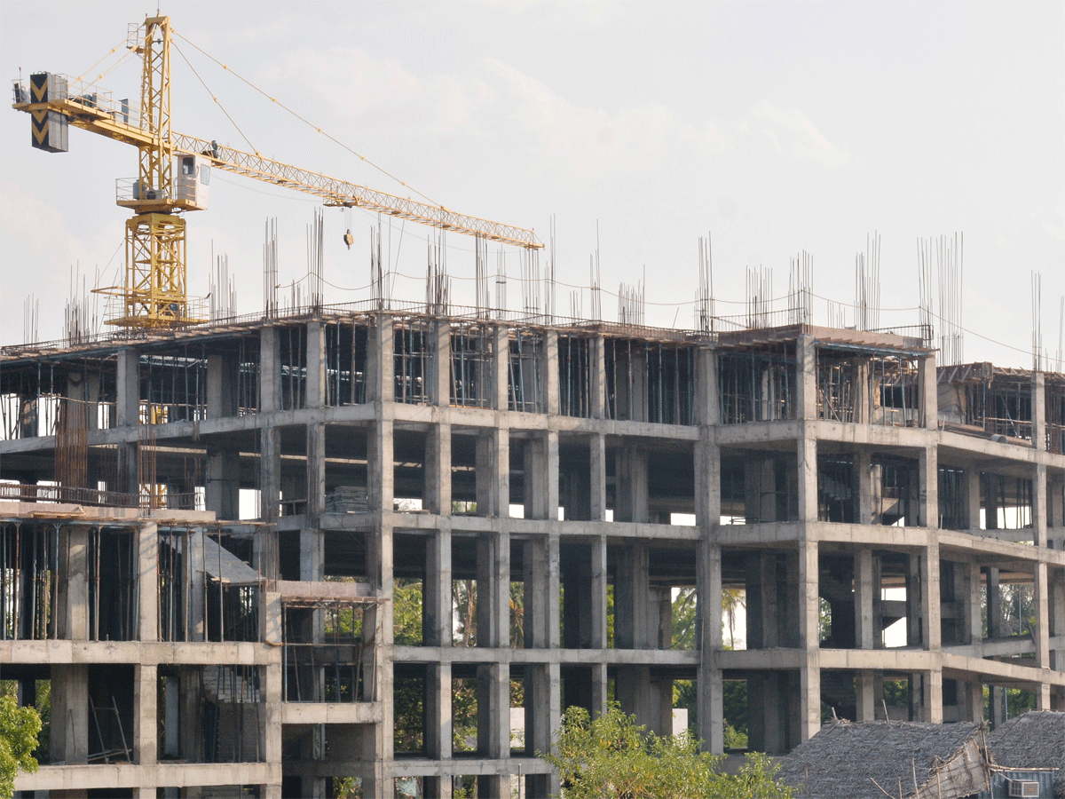 Piramal, Poddar may help develop DHFL’s SRA projects