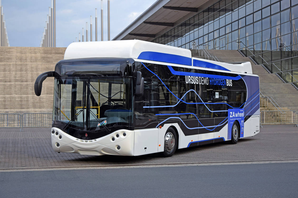 Electric Bus Market Share Global Share Of E Buses To Grow Nearly 33 By 2030 Auto News Et Auto