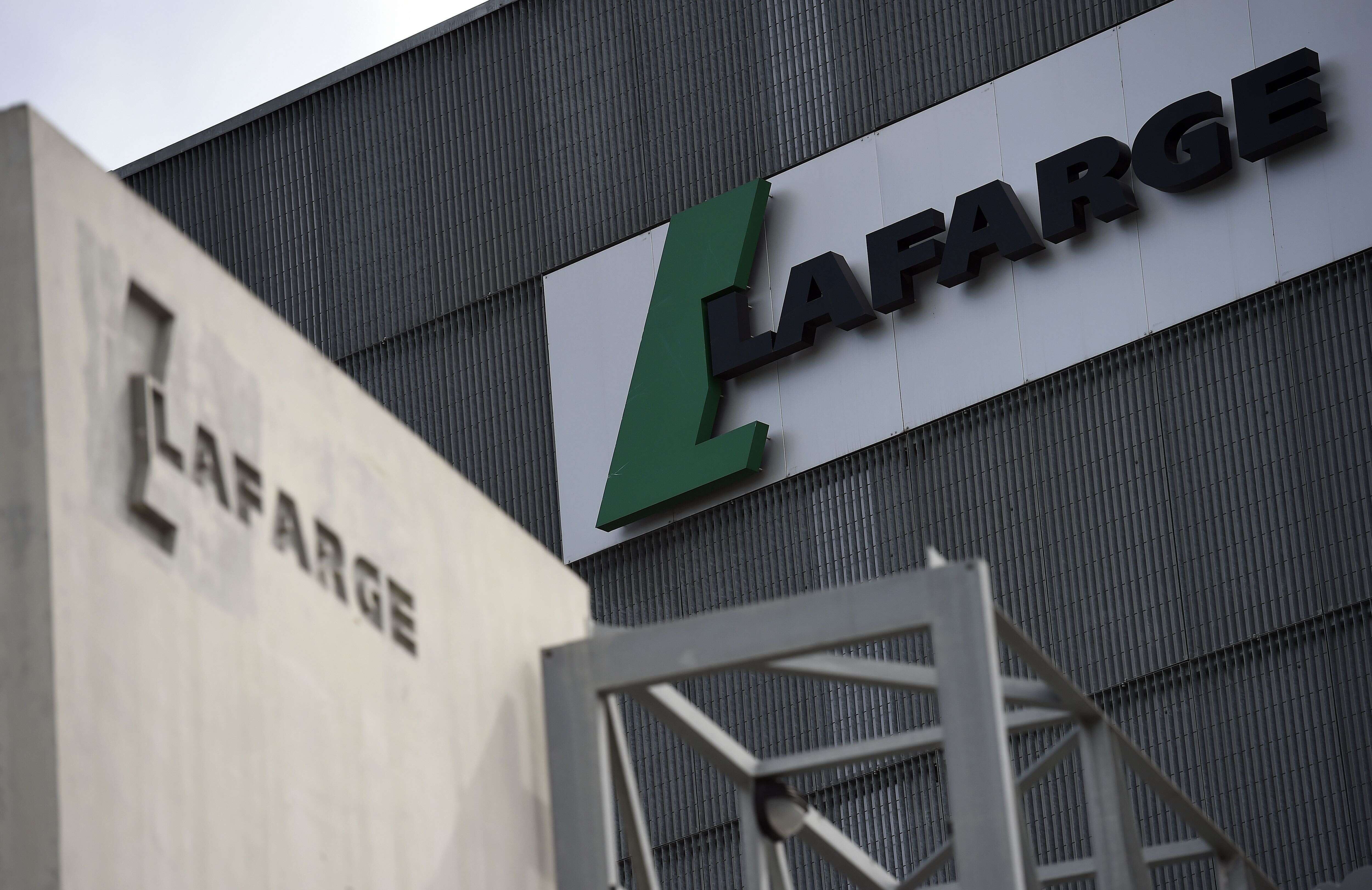 Lafarge's minority shareholders block near $840 million deal with YTL Cement