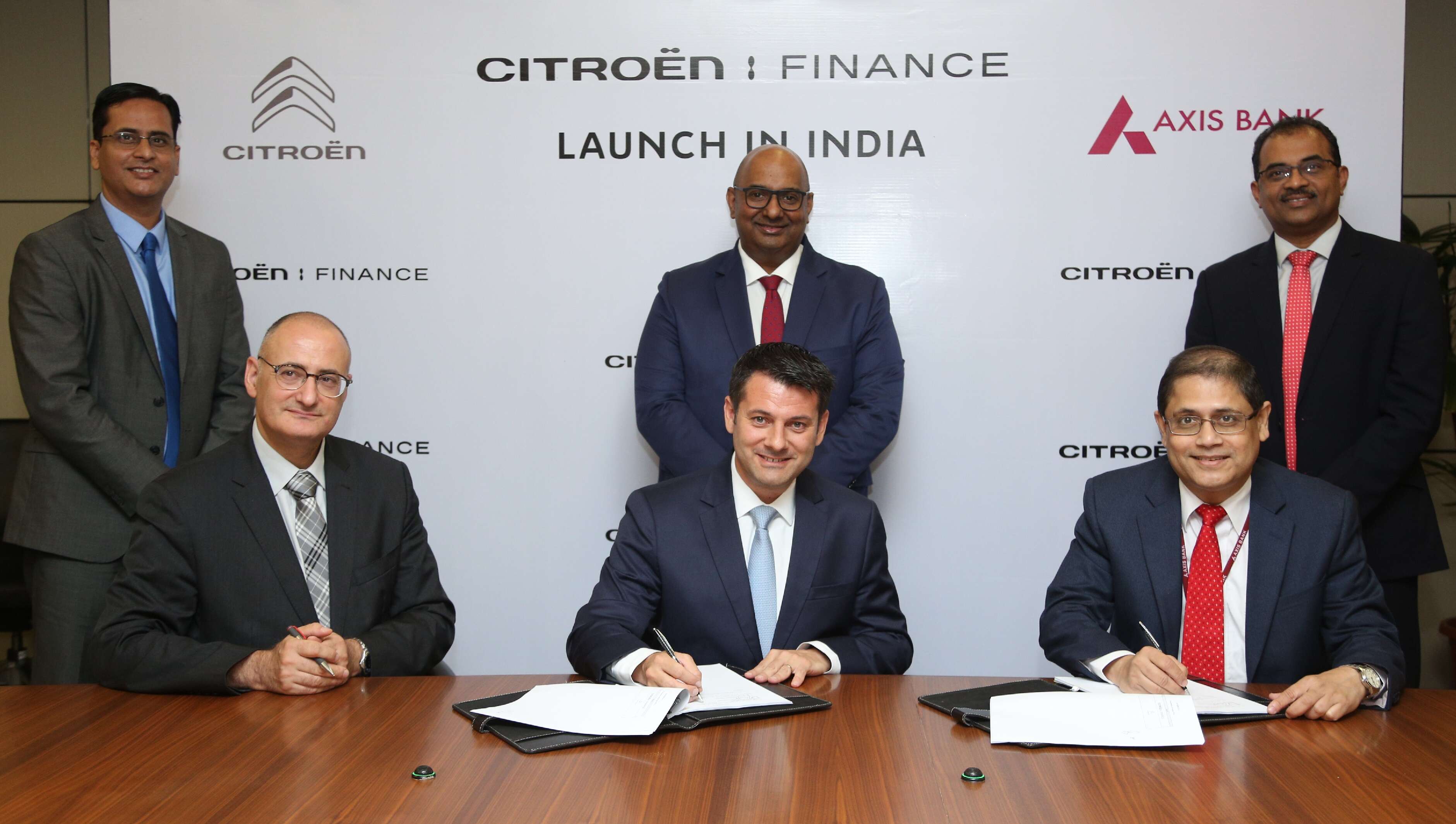 Axis Bank Citroen Partners With Axis Bank For Auto Finance In India Auto News Et Auto