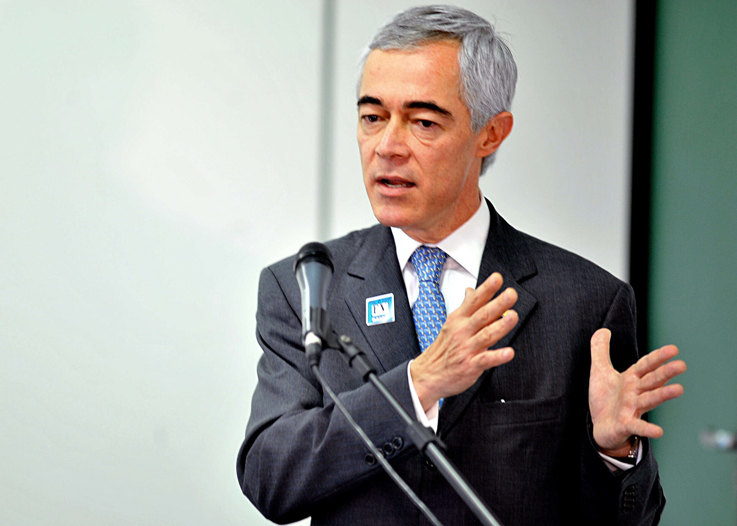 The founder of Hawksbill Group, a diversified business and communications consulting firm, Ardila was the Executive Vice President and President, South America Operations, General Motors.