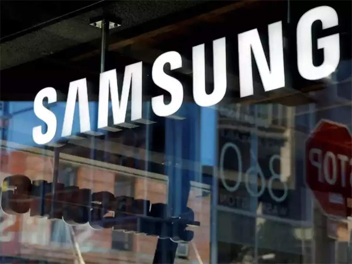 Samsung Electronics Q3 profit slumps 52%
