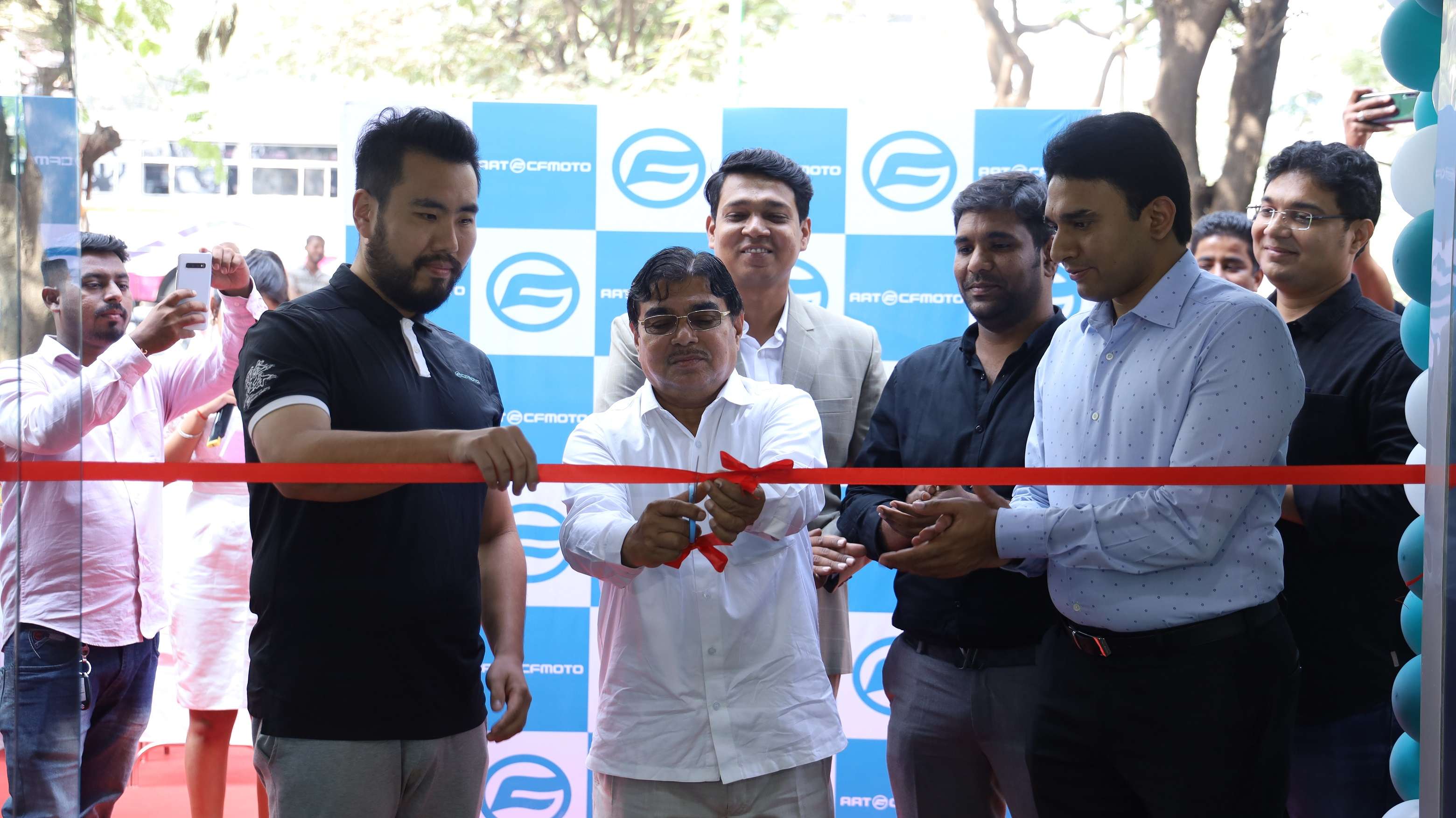 Cfmoto India Cfmoto Opens First Showroom In Mumbai Auto News Et Auto