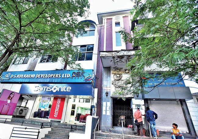 Pune: EOW mulls sale of over 140 properties of DS Kulkarni