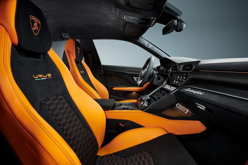 Power and elegance. Lamborghini Urus - Lamborghini India