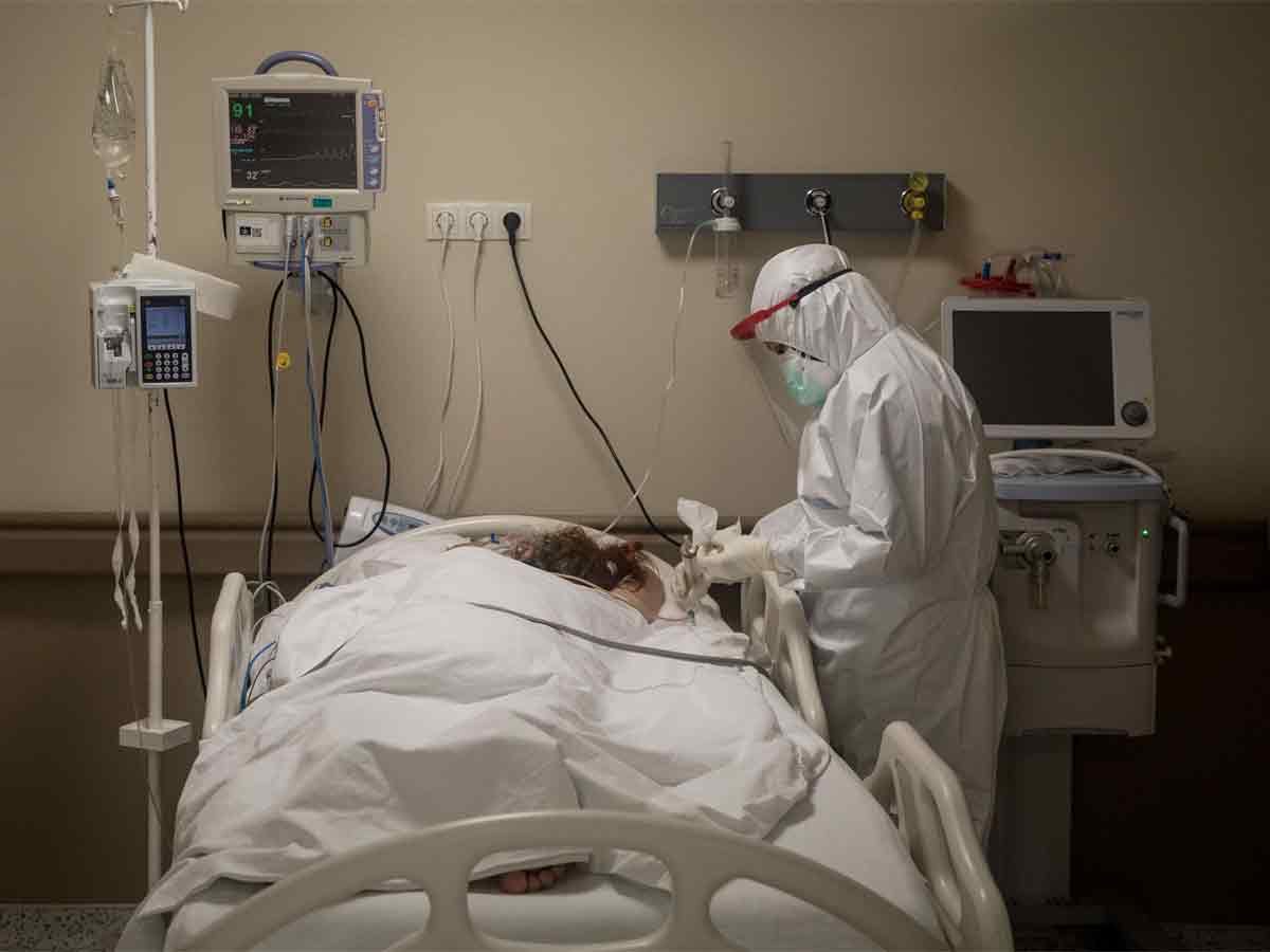 Cardiac arrest common in critically ill patients with COVID-19: Study -  Times of India