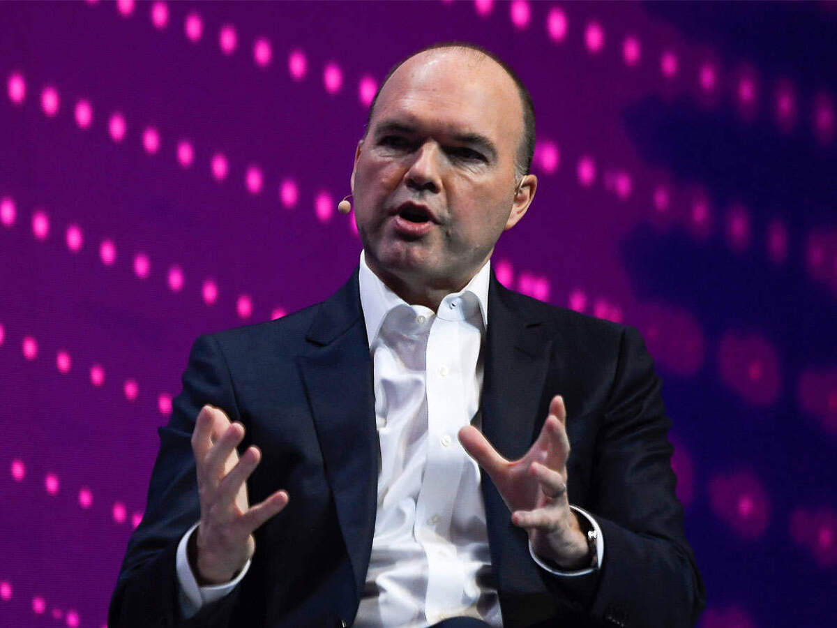 Vodafone Idea Vodafone Ceo Read New Vodafone Idea Branding Marks A Fresh Start For Telco Telecom News Et Telecom