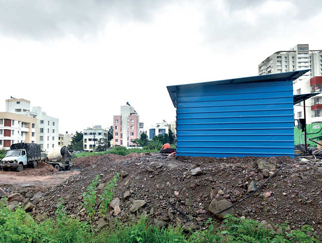 Pune: Ready-mix cement plant in middle of Baner societies worries residents