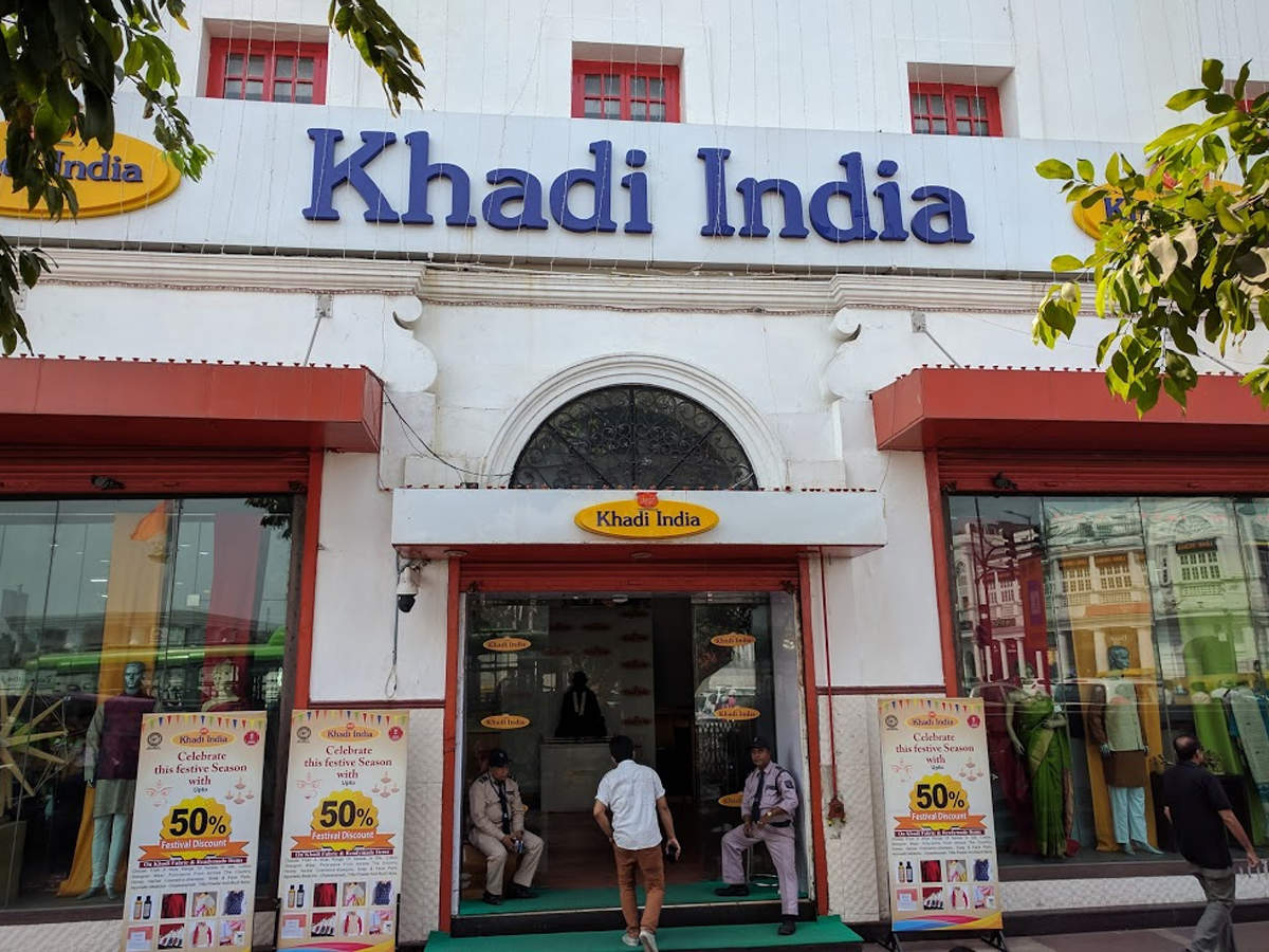 Khadi India’s flagship outlet records sales of Rs 1.02 crore on Gandhi Jayanti, Retail News, ET Retail