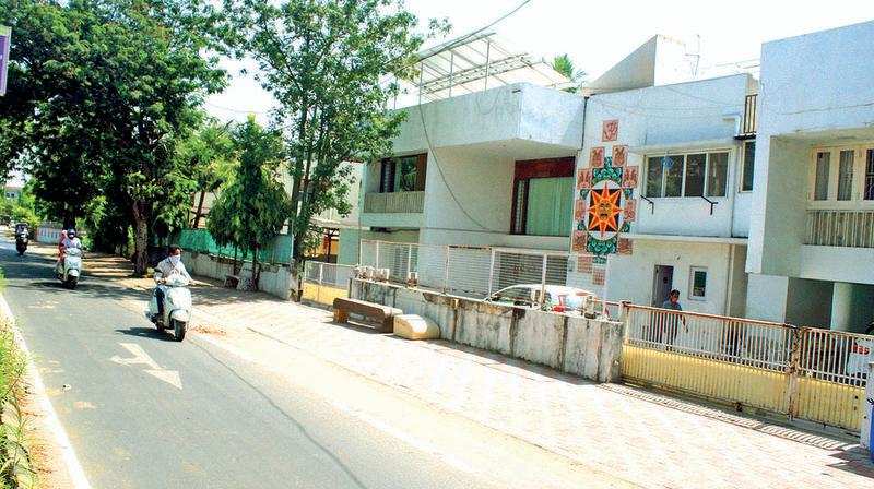 Ahmedabad: I-T department raids 26 premises of Popular Builders