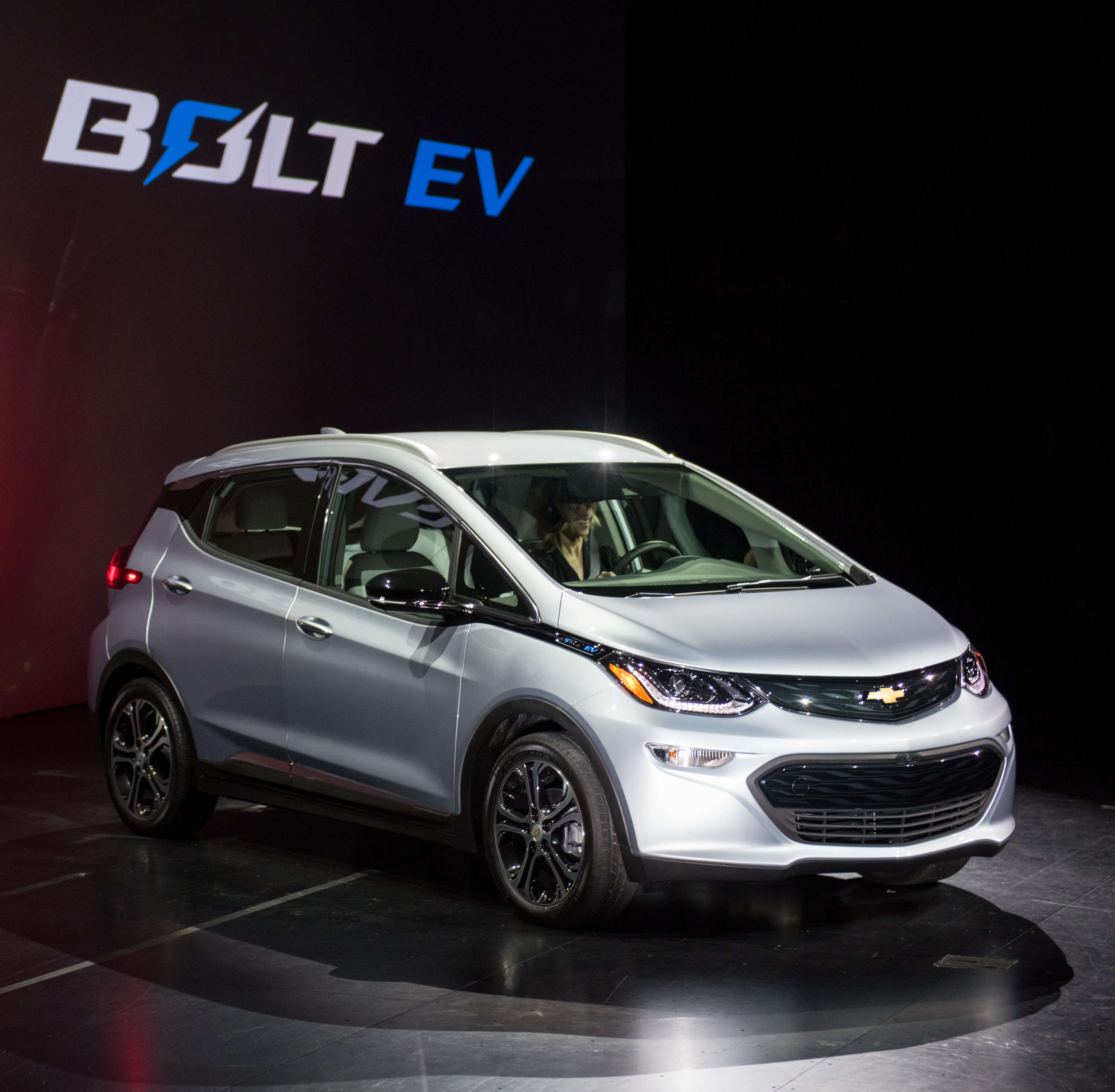 The probe covers 77,842 Bolt EVs from the 2017 through 2020 model years.