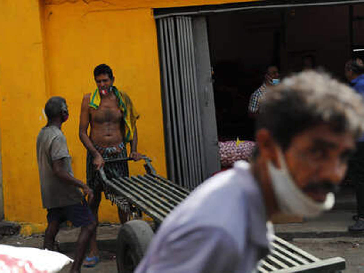 covid-19: Sri Lanka capital Colombo to go into lockdown after coronavirus  surge, Health News, ET HealthWorld