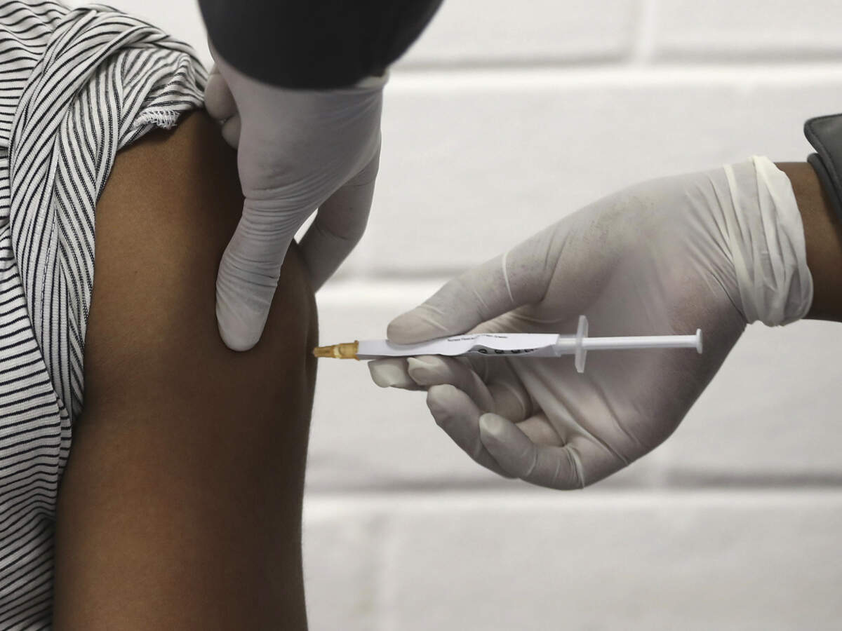 Covid Vaccine Private Sector Willing To Partner With Govt For Accelerating Covid Vaccine Administration Ficci Health News Et Healthworld