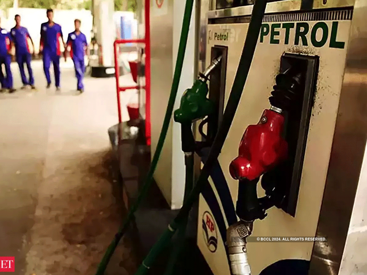 India's January fuel demand falls as oil prices tick up