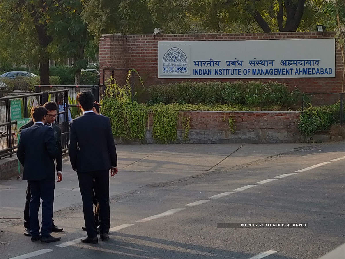 IIM Ahmedabad opens centre for transportation and logistics research