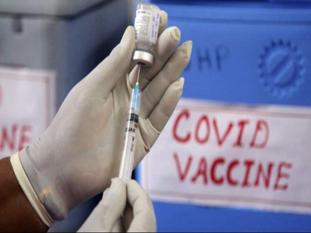 covid-19 vaccine: Doctors urge people with comorbidities to take Covid-19  vaccine without hesitation, Health News, ET HealthWorld