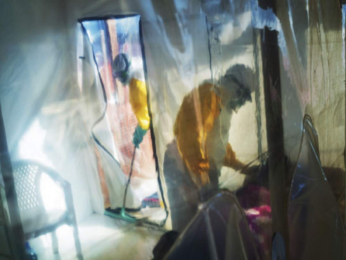Ebola infects 30, kills 15 in Guinea, DRC
