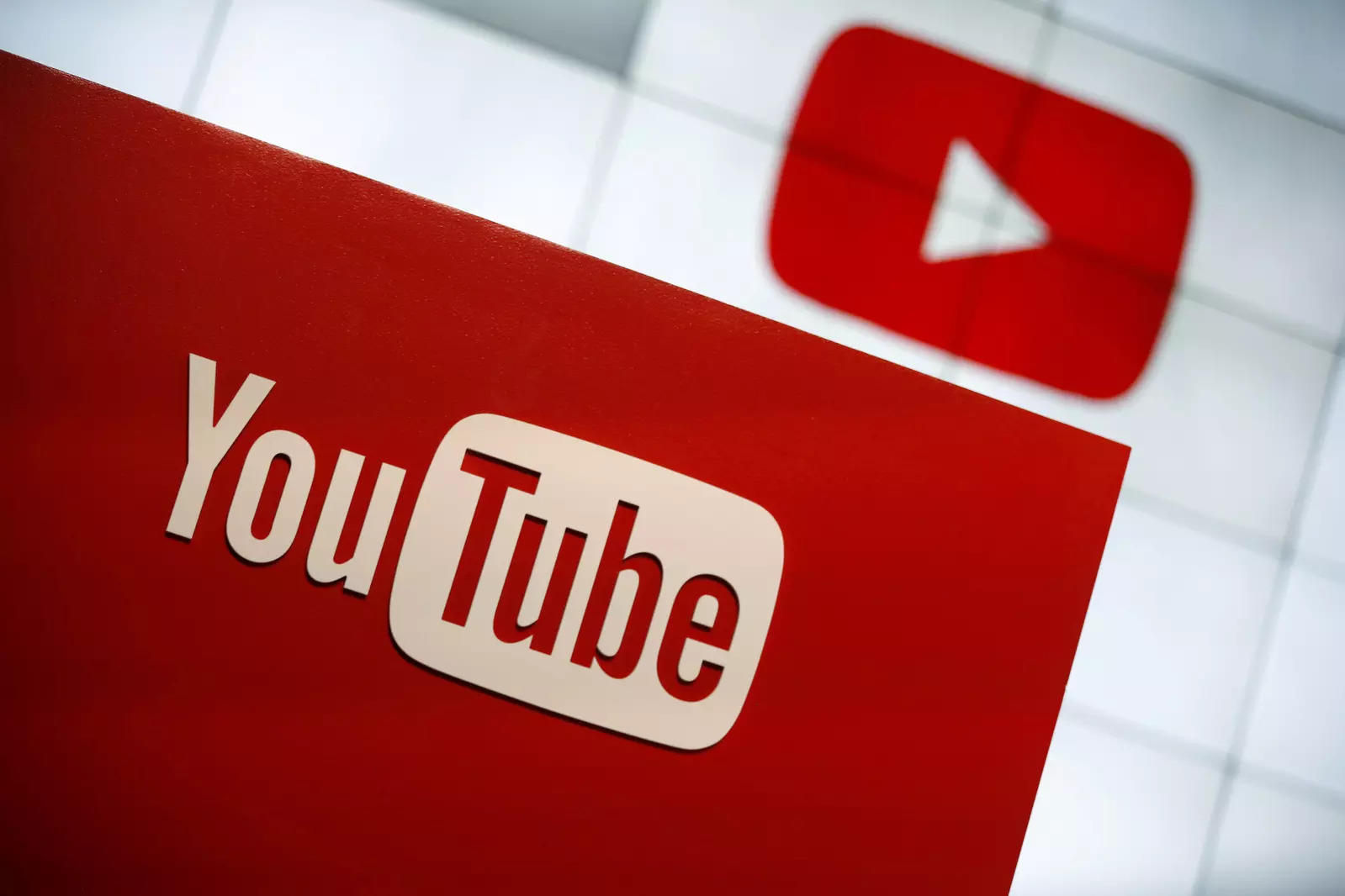 YouTube testing automatic product detection in videos