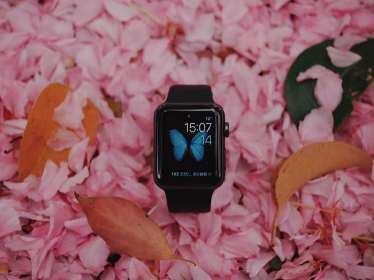 Apple working on wrap-around display for Apple Watch with digital watch bands