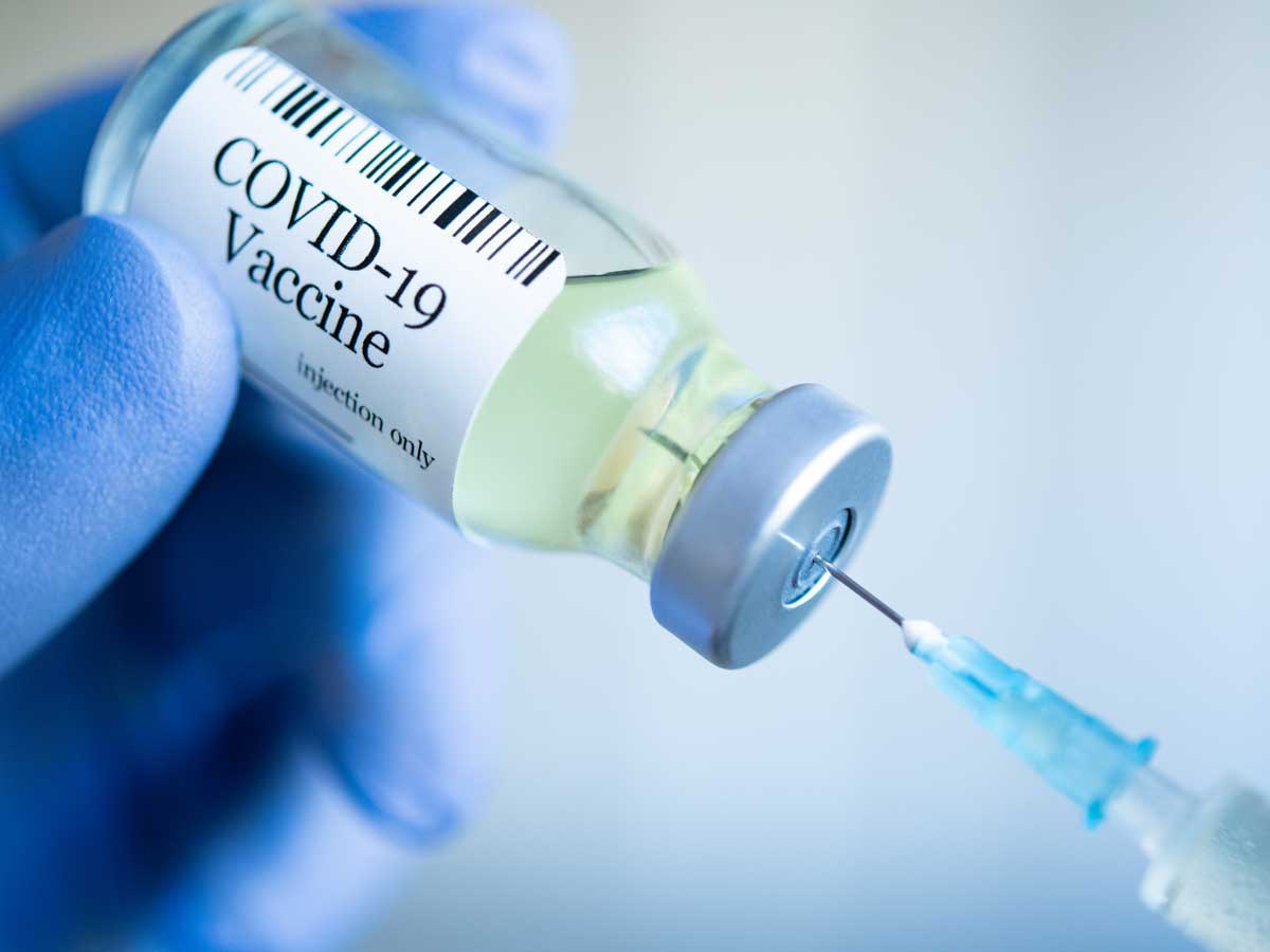 Lahore: Pakistan: Hundreds of Covid-19 vaccine doses go missing from  hospital as people wait for jab, Health News, ET HealthWorld