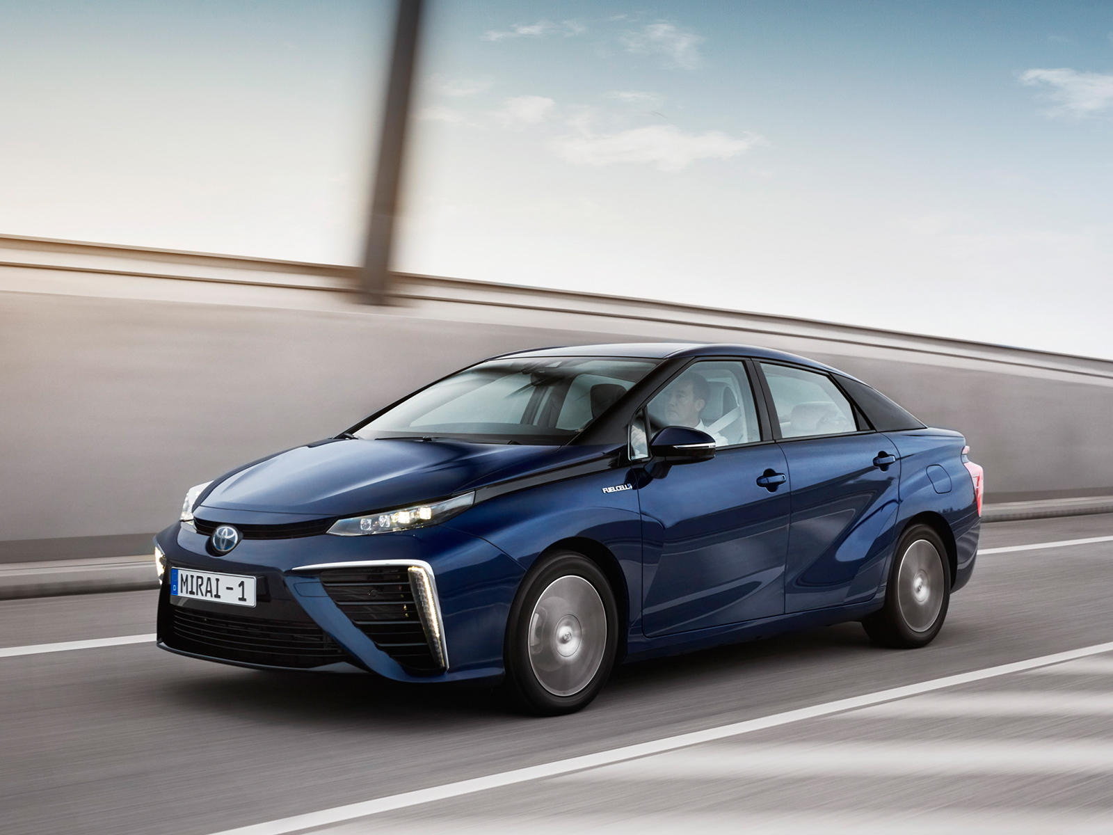 Investment in hydrogen fuel falls 20% in 2020; fuel cell vehicle demand to be fragile