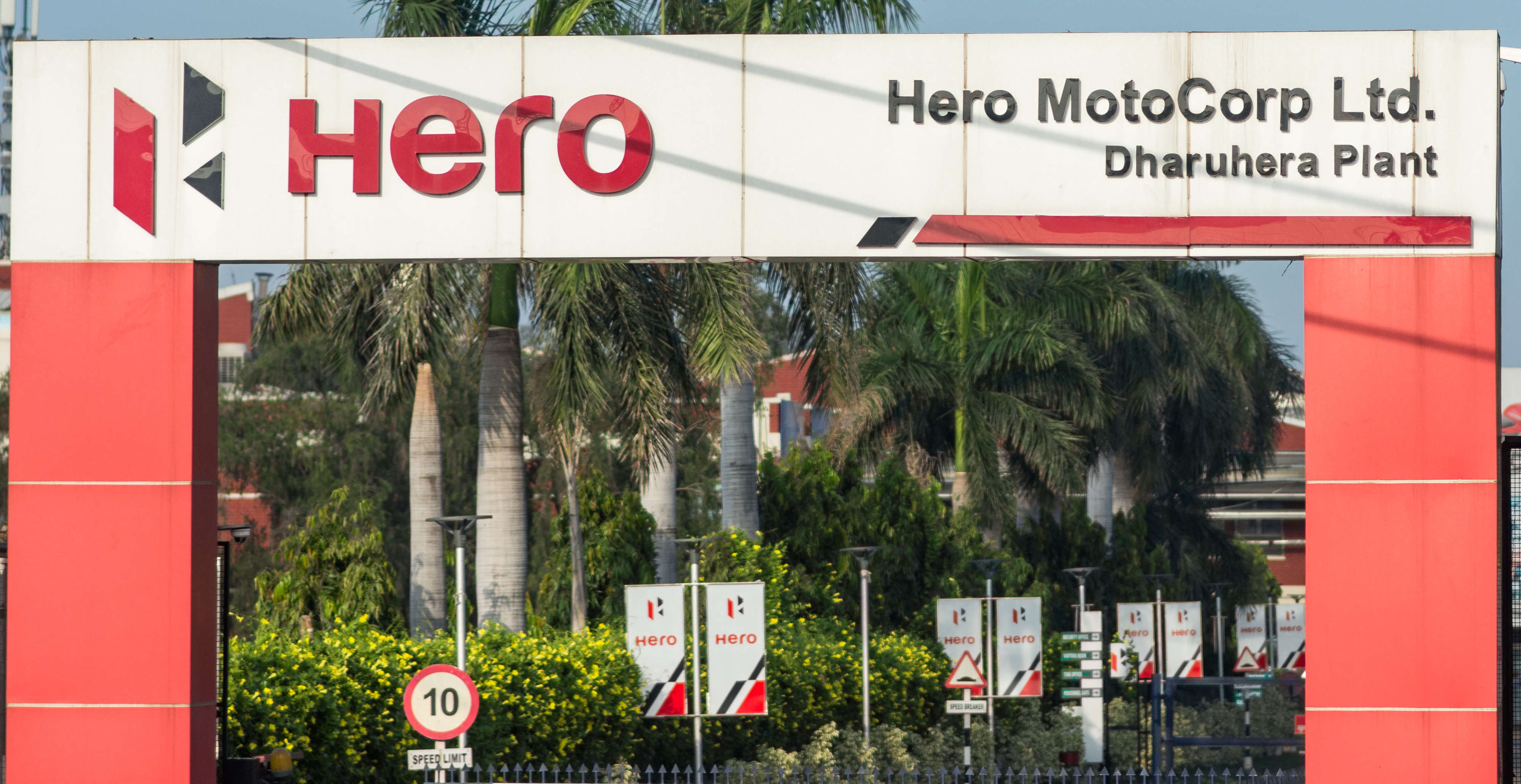 Hero MotoCorp extends free service, warranty periods by two months