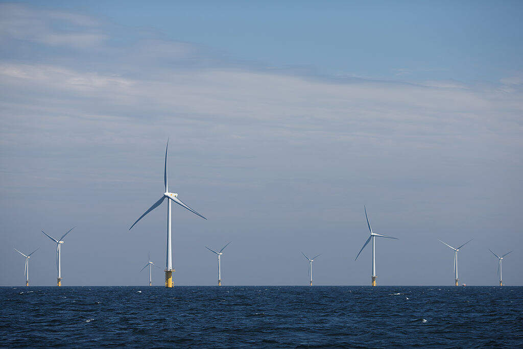 California and US agree to allow big offshore wind power farms