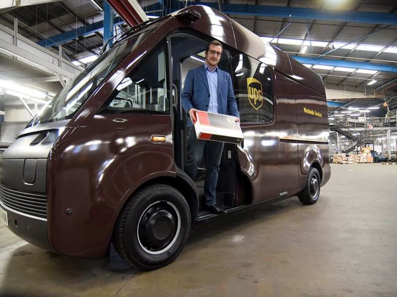 commercial electric van: Electric-van startups race for a &#39;golden ticket&#39;  order, Auto News, ET Auto