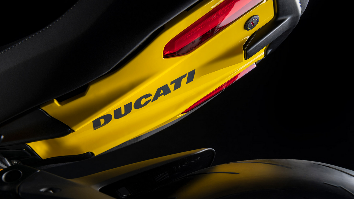 Ducati Diavel 1260 Black and Steel edition breaks cover