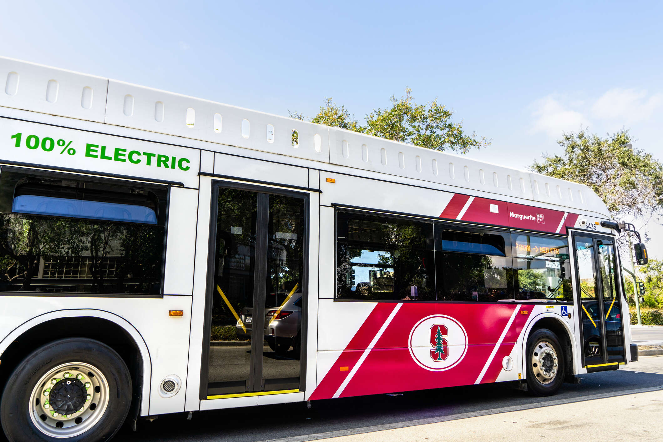 U.S. infrastructure deal would fund electric buses, charging stations
