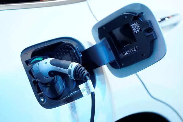 Sterling Gtake E-mobility bags Rs 60 cr order from electric two-wheeler maker