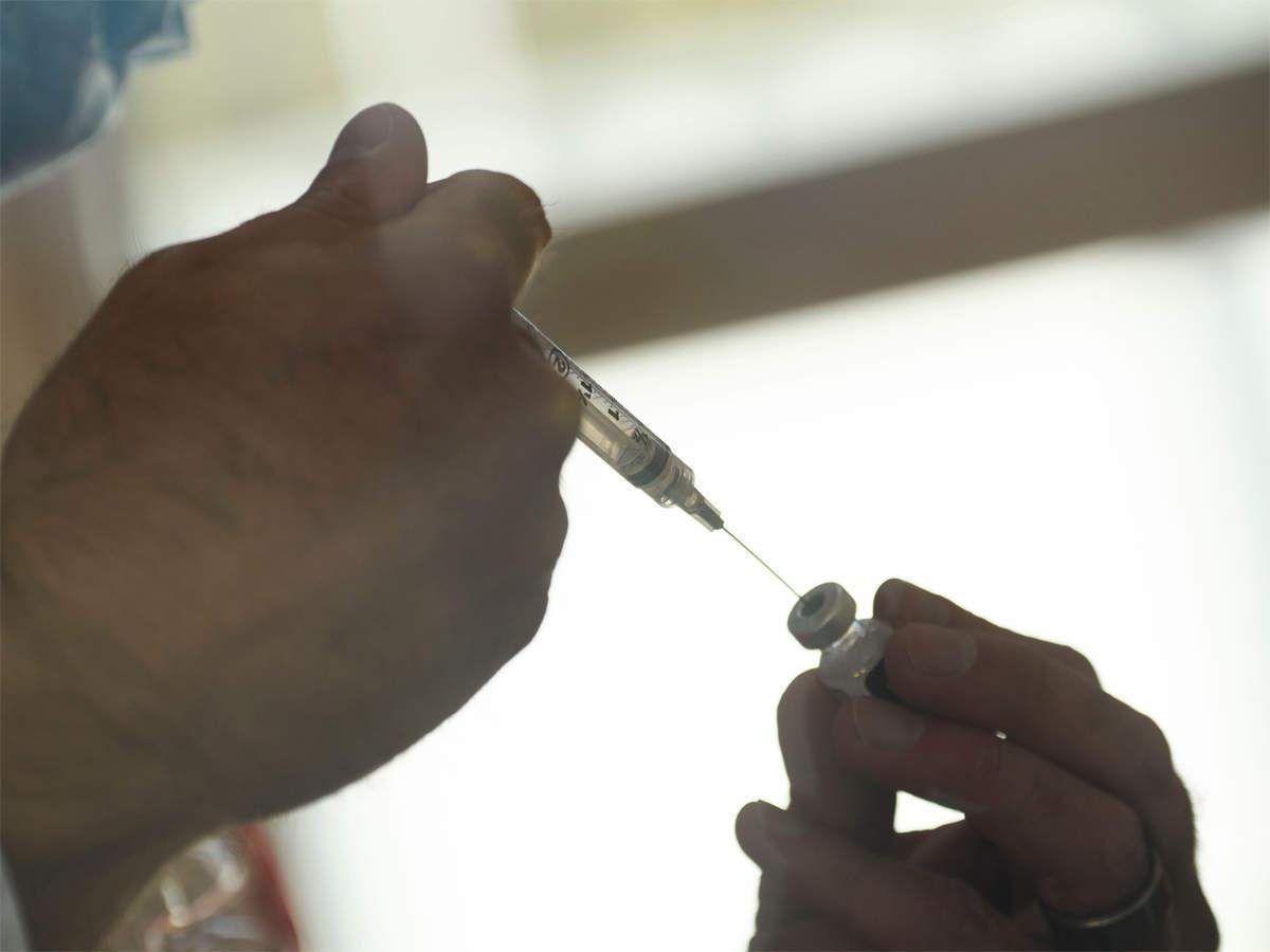 Over 2.18 crore unutilized COVID-19 vaccine doses available with States, UTs