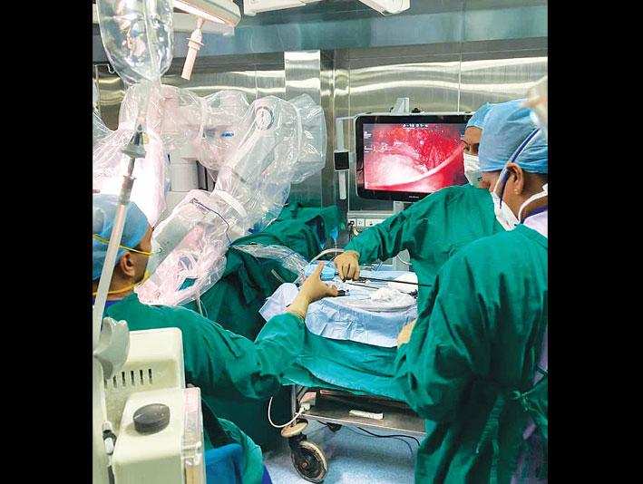 City hospital performs rare kidney transplant