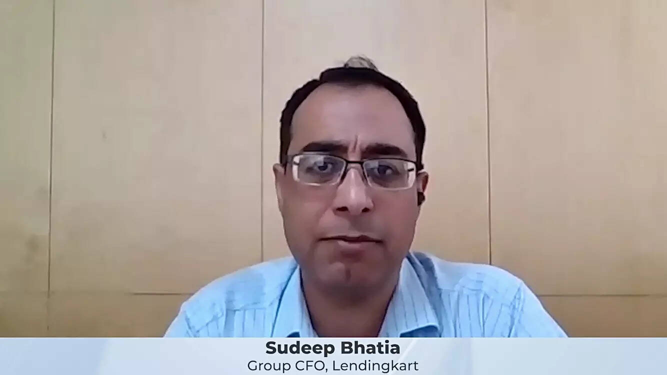 'CFOs should keep eye on long-term strategy, adapt to short-term situations'