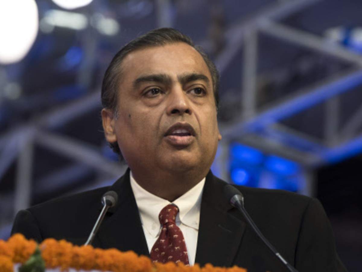 Aggressive Jio ups focus on smartphone bundling, offline retail to acquire high-end users
