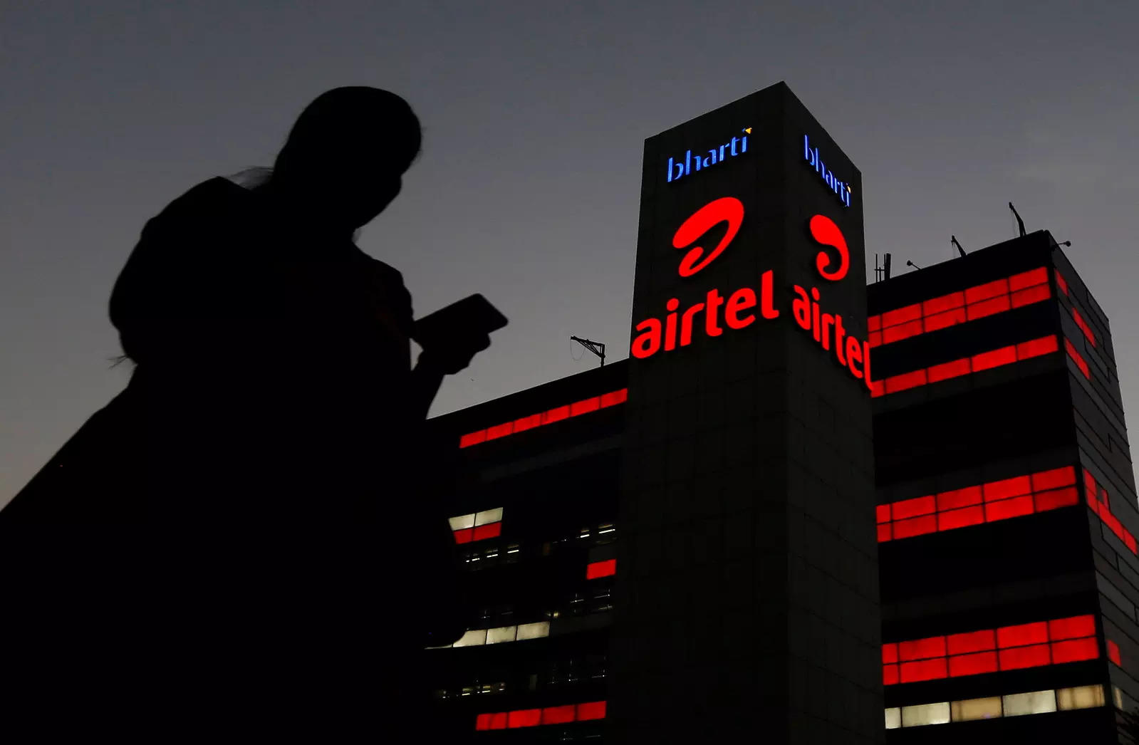 Airtel shares rise 2% in BSE early trade a day after Rs 21,000 crore rights issue announcement