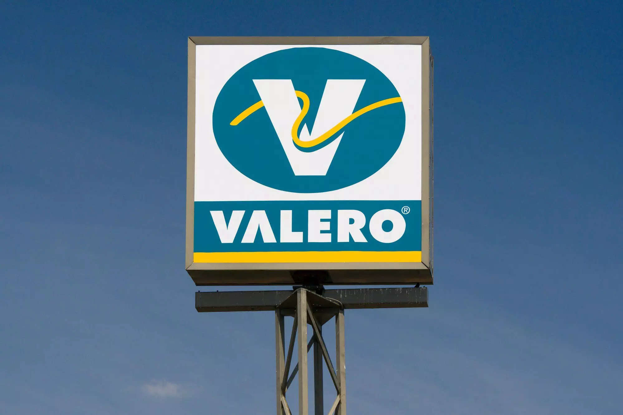 New Valero refinery employees face October 1 deadline for Covid-19 shots,  HR News, ETHRWorld