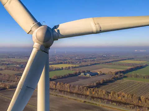 El fabricante de aerogeneradores Vestas cierra plantas en España, Alemania y Dinamarca, Energy News, ET Energy World
