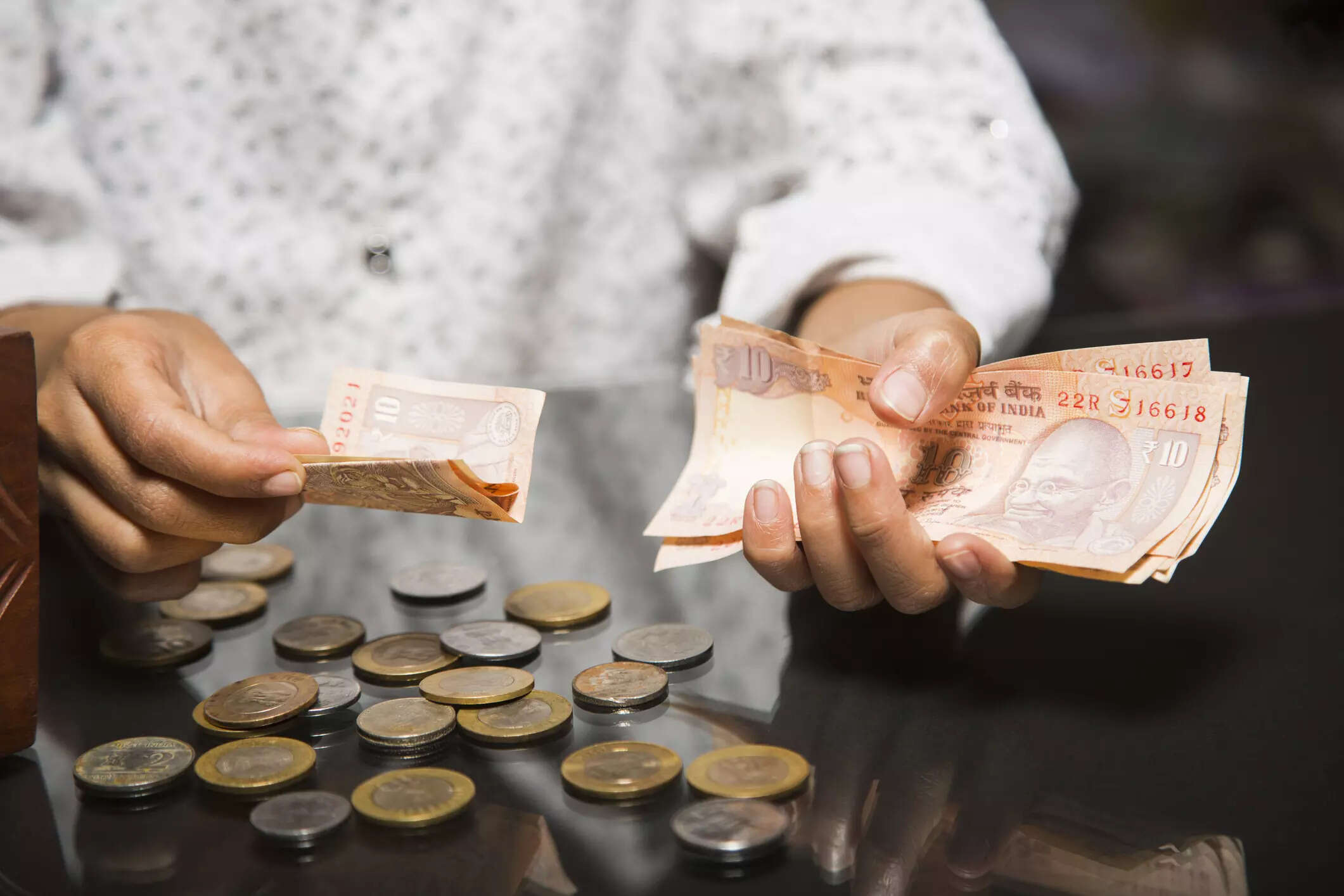 Private bank deposits grow at cost of PSBs, now 30.5% of total deposits