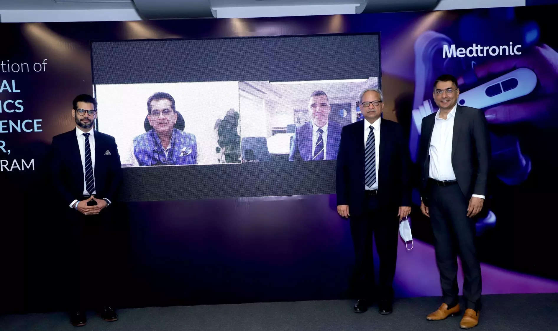  Medtronic’s Surgical Robotic Experience Center Gurugram inaugurated recently in Gurugram by Padma Bhushan Dr. BK Rao, Chairman NABH, Chairman ASSOCHAM National Health Committee and Former Chairman- Board of Management at Sir Ganga Ram Hospital, Delhi in the presence of Chief Guest Shri Amitabh Kant, CEO, NITI Aayog