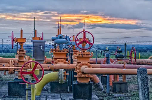 Torrent Gas Commence L'Approvisionnement En Gaz Des Ménages Et Des Industries À Gorakhpur