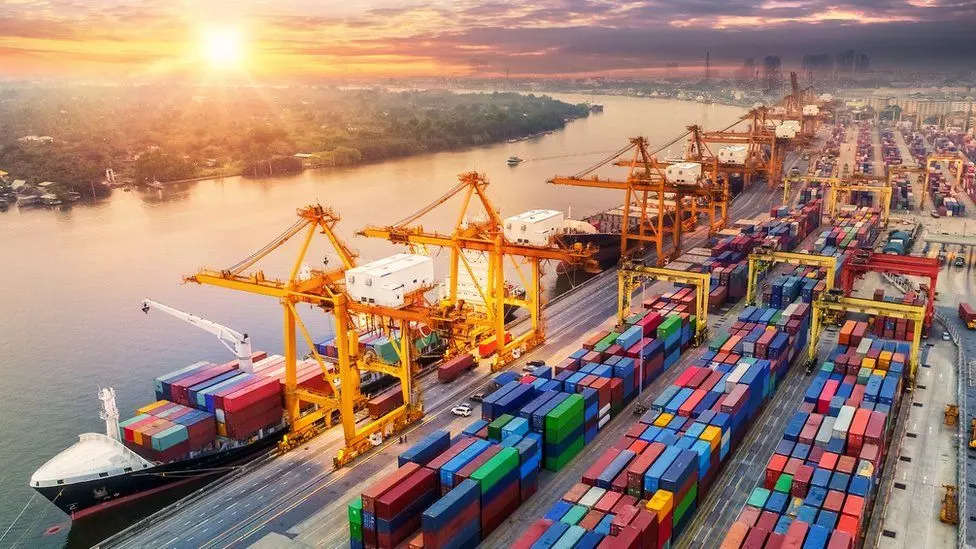 It added that the large annual growth rate for merchandise trade volume in 2021 is mostly a reflection of the previous year's slump, which bottomed out in the second quarter of 2020.