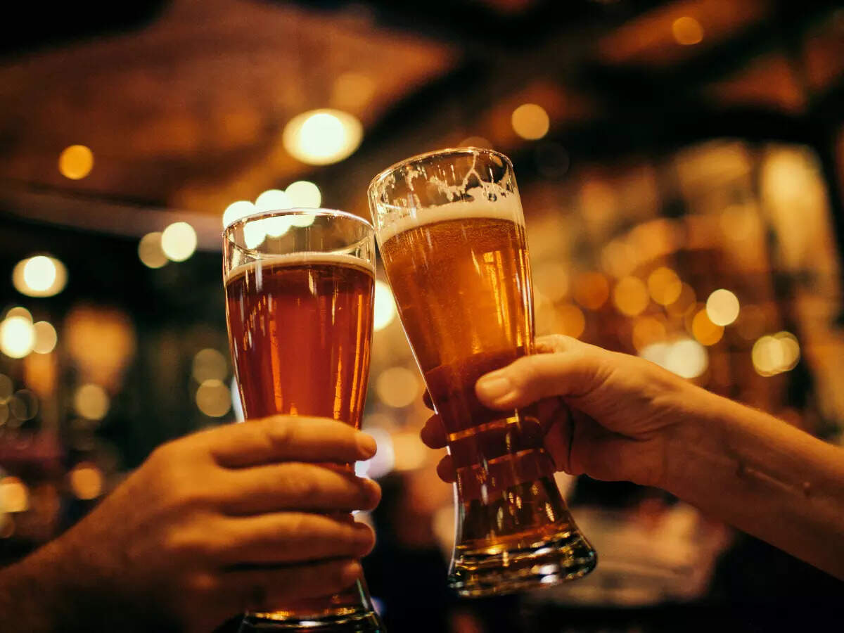 New excise policy: Delhi govt seeks applications from hotels, bars, restaurants for serving liquor