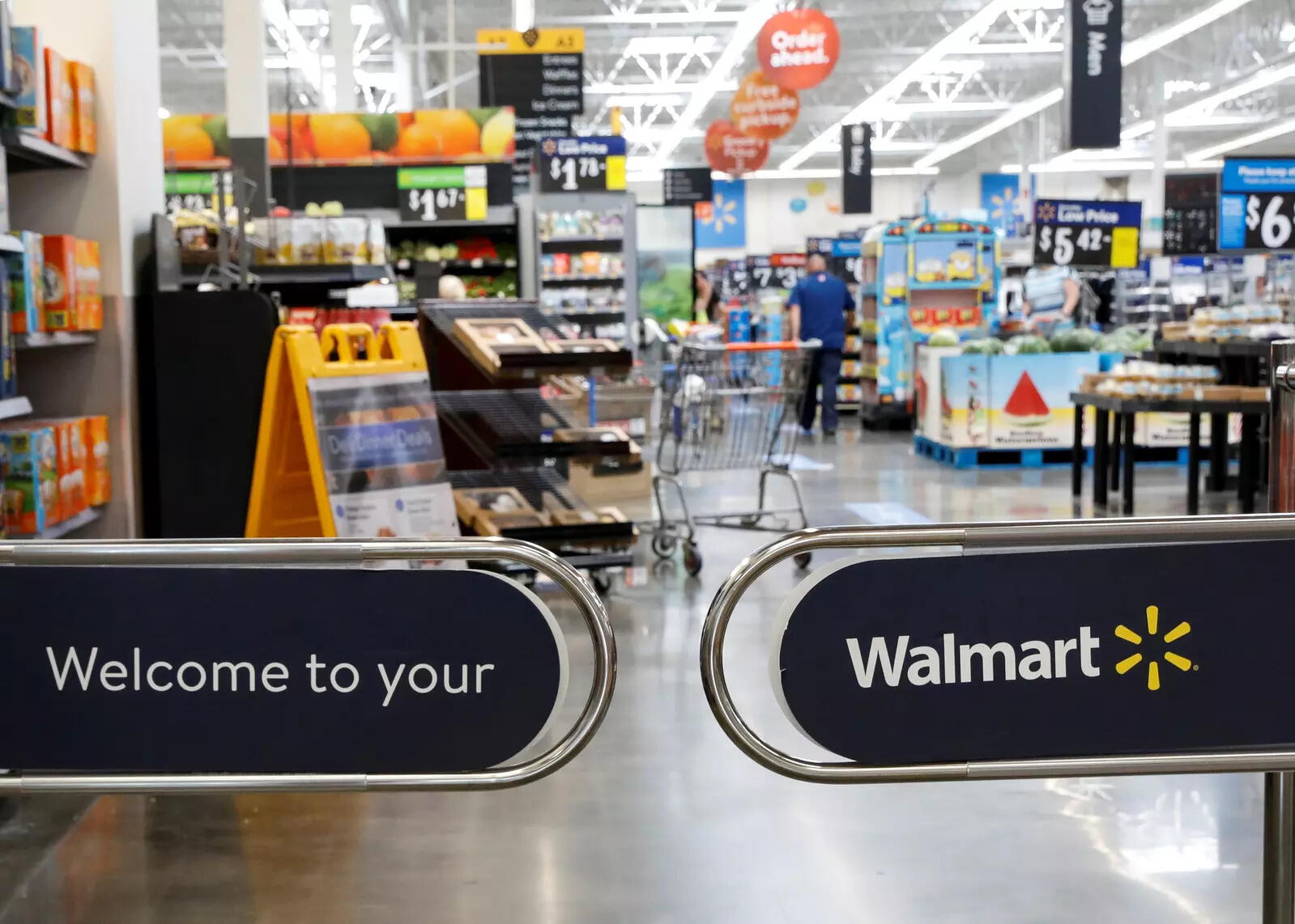 Does Walmart Have A Coinstar In 2022? [Full Guide!]