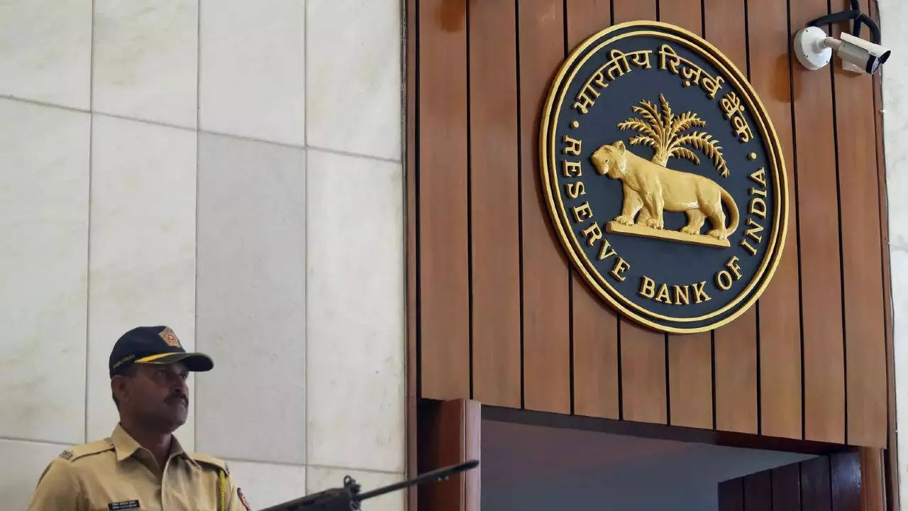 RBI remains laser-focused to bring back inflation to 4%: Shaktikanta Das